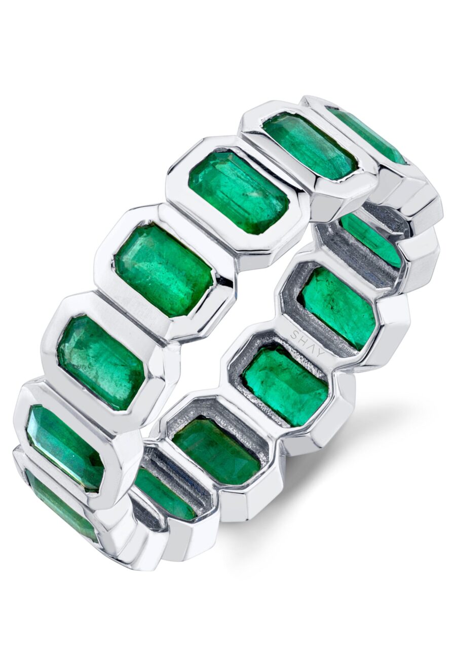MEN'S EMERALD BEZEL ETERNITY BAND